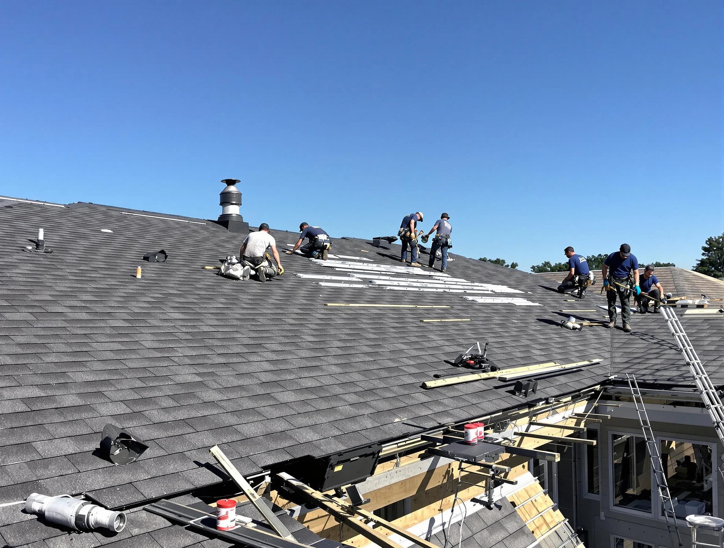 North Ridgeville Roofing Company experts performing roof installation in North Ridgeville, OH